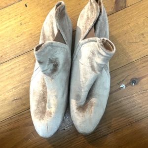 Dolce Vita pale pink velvet booties